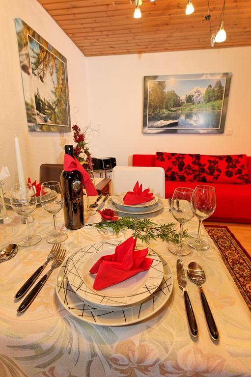 Apartamento Haus Waldheim Grächen Habitación foto